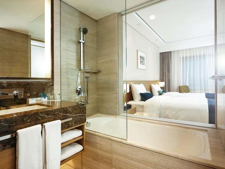 Novotel Ambassador Seoul Gangnam