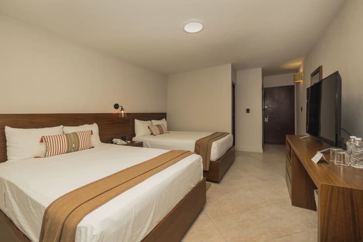 Casa del Mar Cozumel Hotel & Dive Resort with Beach Club access