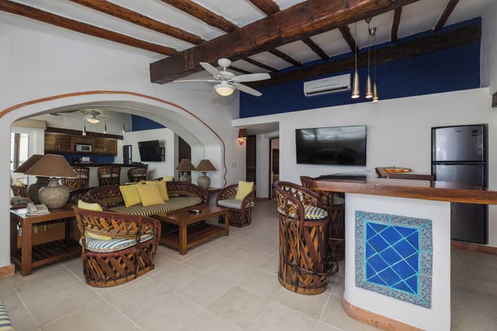 Casa del Mar Cozumel Hotel & Dive Resort with Beach Club access