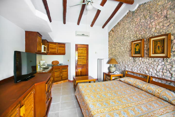 Casa del Mar Cozumel Hotel & Dive Resort with Beach Club access
