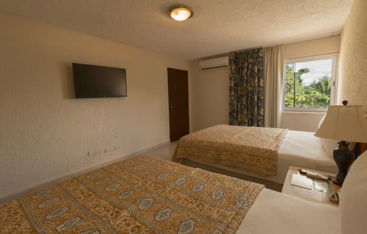 Casa del Mar Cozumel Hotel & Dive Resort with Beach Club access