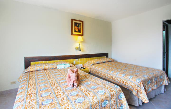 Casa del Mar Cozumel Hotel & Dive Resort with Beach Club access