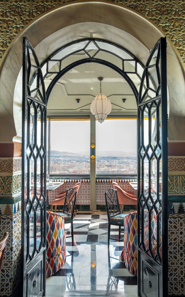 Hotel Alhambra Palace