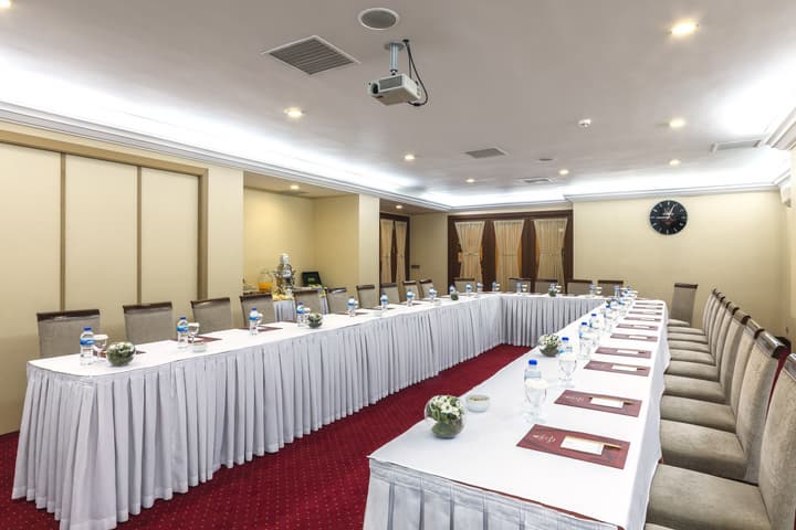 Grand Yavuz Hotel