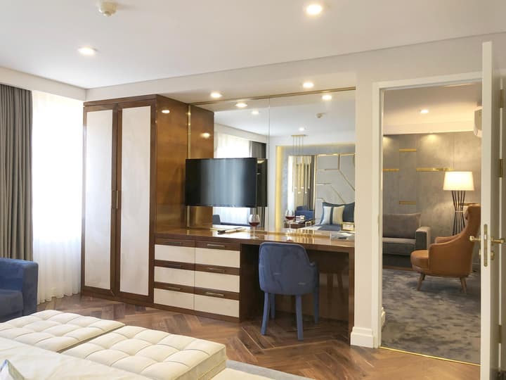 AHC Old City Hotel