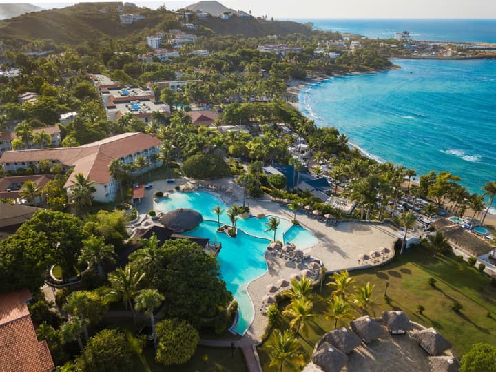 Lifestyle Tropical Beach Resort & Spa All Inclusive