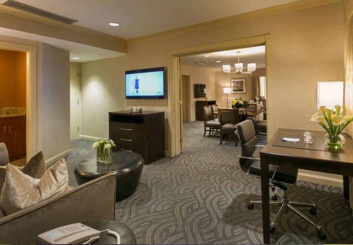Robert Treat Hotel
