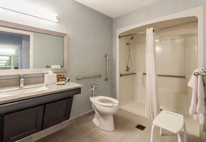 Robert Treat Hotel