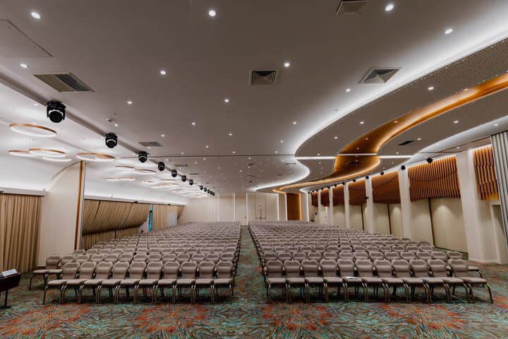 Holiday Inn Skopje by IHG