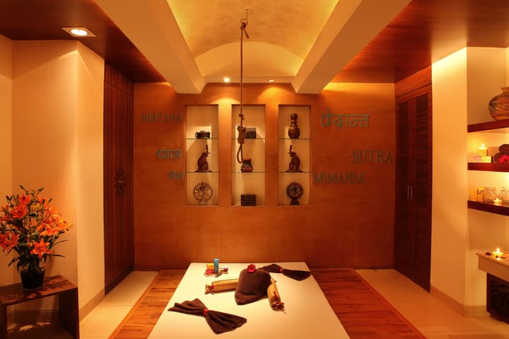 The Metropolitan Hotel and Spa New Delhi