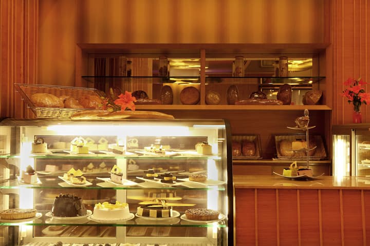 The Metropolitan Hotel and Spa New Delhi