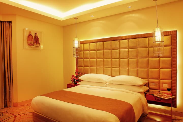The Metropolitan Hotel and Spa New Delhi