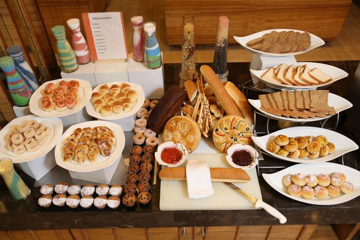 The Metropolitan Hotel and Spa New Delhi
