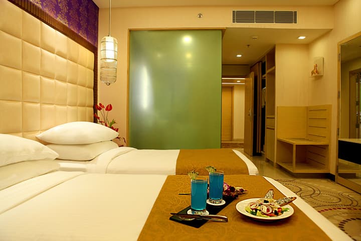 The Metropolitan Hotel and Spa New Delhi