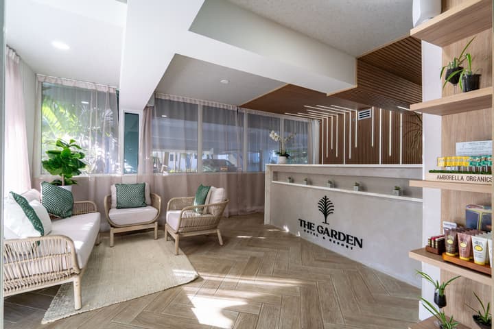 The Garden Hotel & Resort