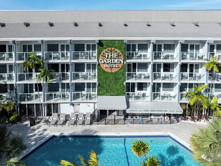 The Garden Hotel & Resort
