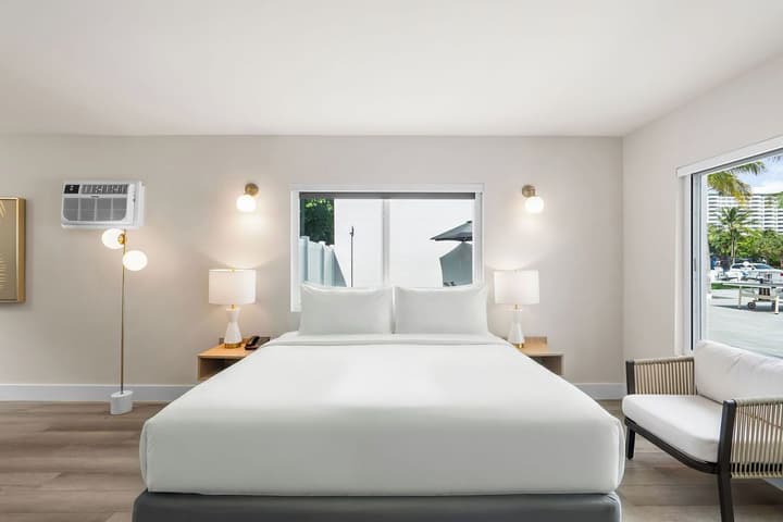 The Garden Hotel & Resort