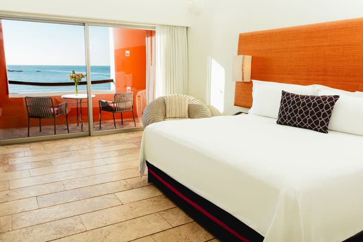 Camino Real Zaashila Huatulco
