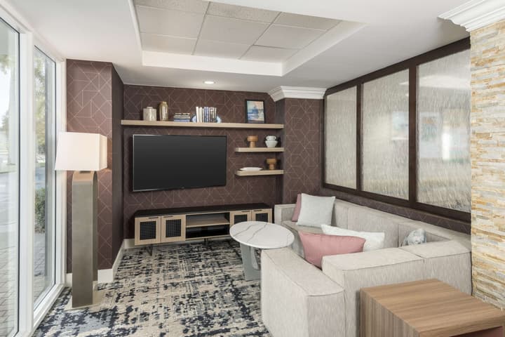 Homewood Suites by Hilton Miami-Airport/Blue Lagoon