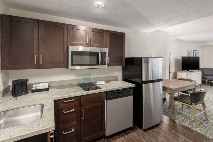 Homewood Suites by Hilton Miami-Airport/Blue Lagoon