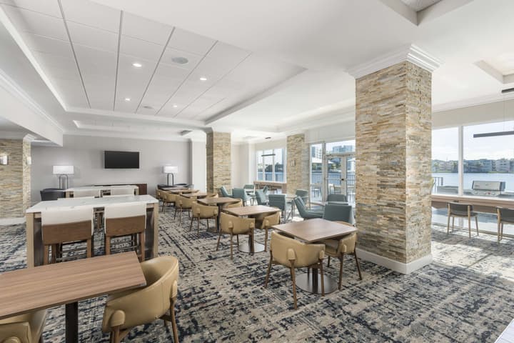 Homewood Suites by Hilton Miami-Airport/Blue Lagoon