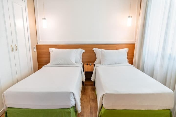 Intercity Pamplona - The Universe Paulista