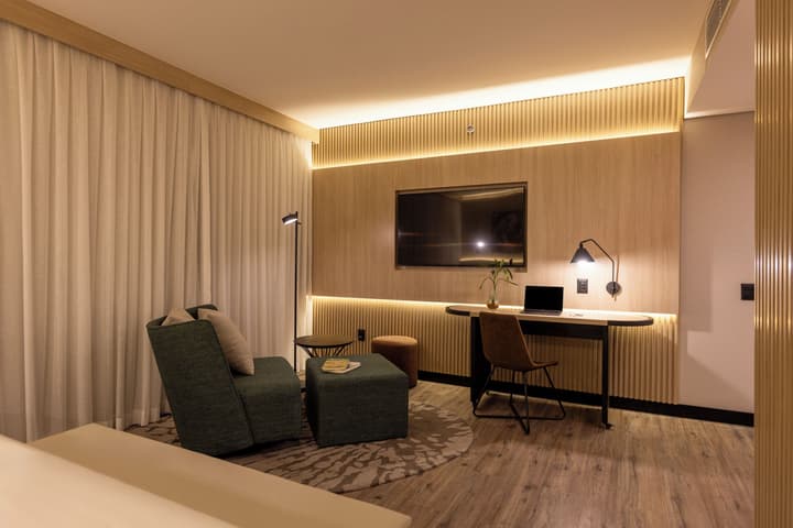 Intercity Pamplona - The Universe Paulista