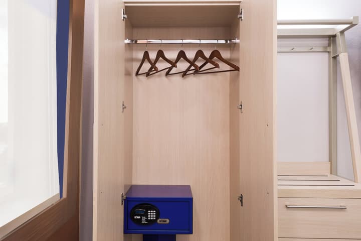 Holiday Inn Express & Suites Nearest Universal Orlando by IHG