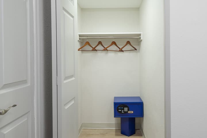 Holiday Inn Express & Suites Nearest Universal Orlando by IHG