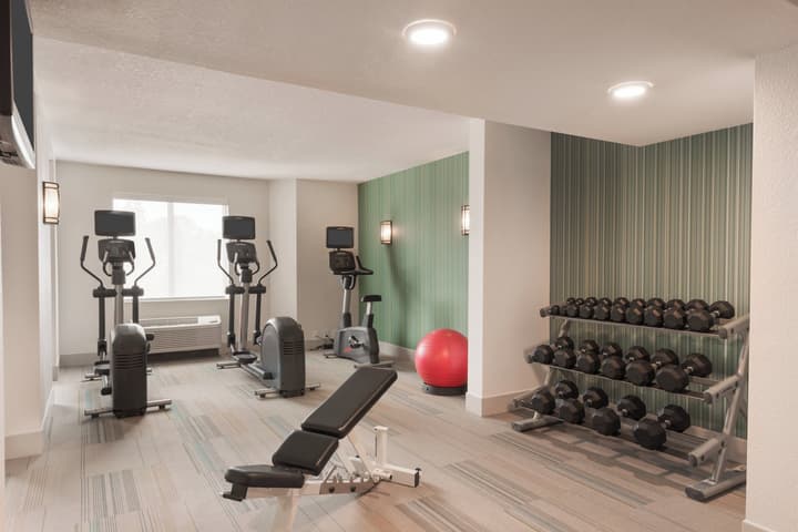 Holiday Inn Express & Suites Nearest Universal Orlando by IHG