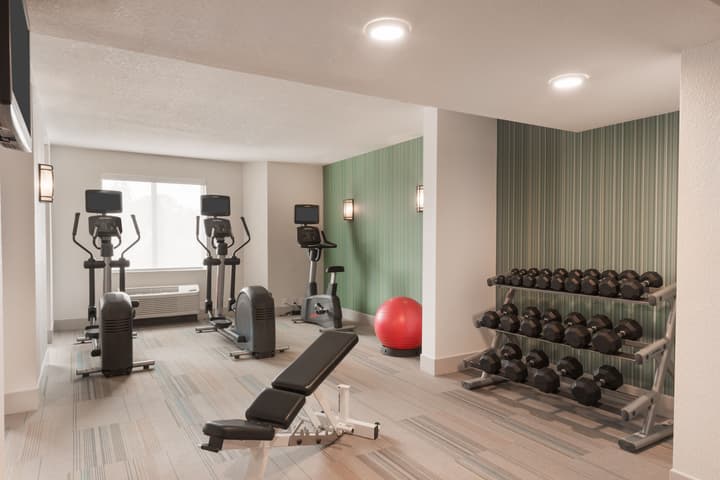Holiday Inn Express & Suites Nearest Universal Orlando by IHG