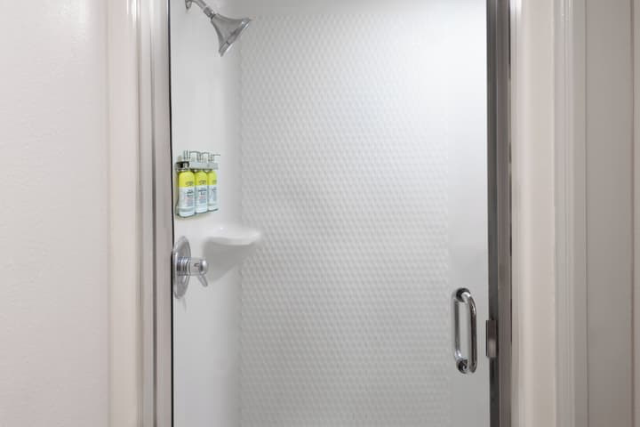 Holiday Inn Express & Suites Nearest Universal Orlando by IHG