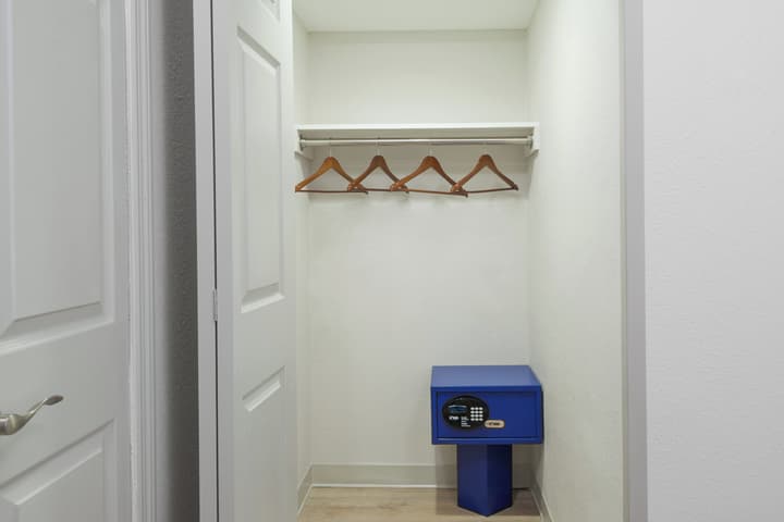 Holiday Inn Express & Suites Nearest Universal Orlando by IHG