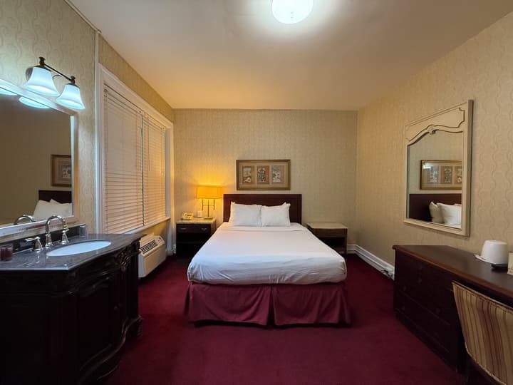 Windsor Inn Hotel