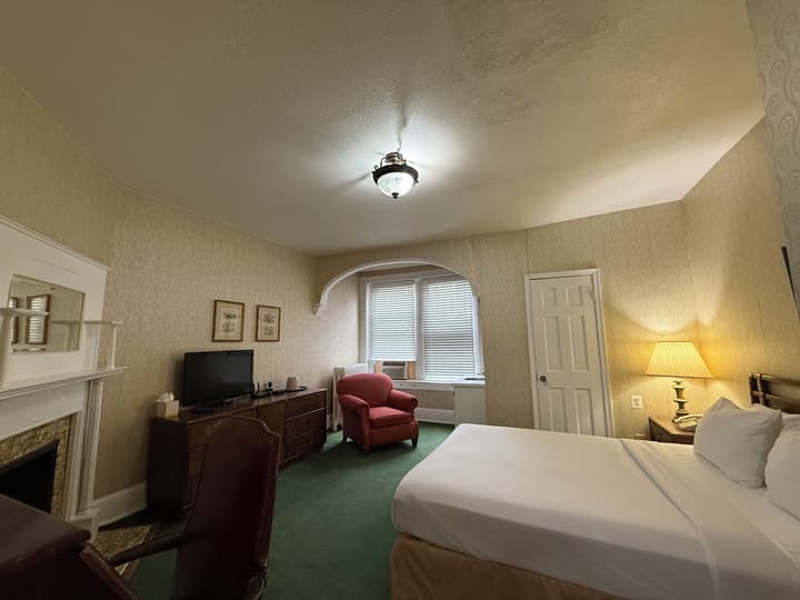 Windsor Inn Hotel