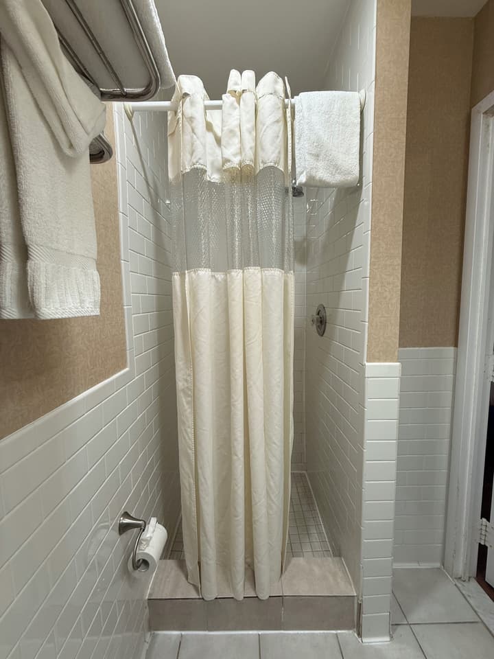 Windsor Inn Hotel