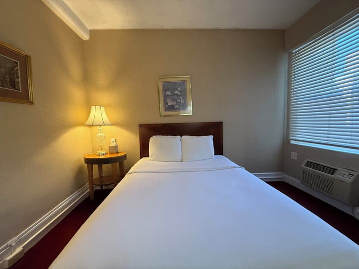 Windsor Inn Hotel
