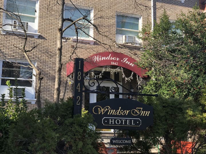 Windsor Inn Hotel