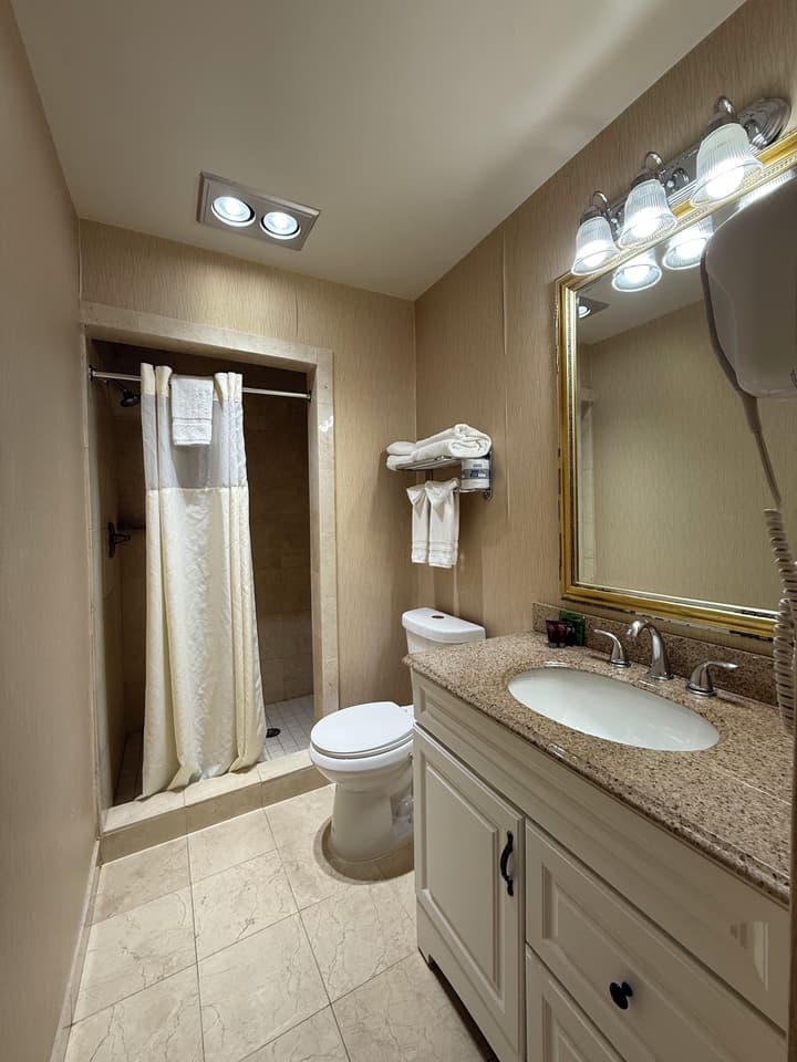 Windsor Inn Hotel