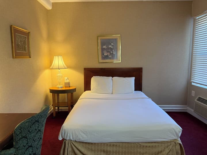 Windsor Inn Hotel