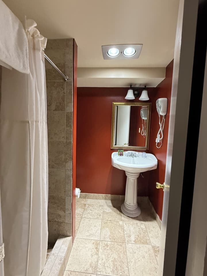 Windsor Inn Hotel