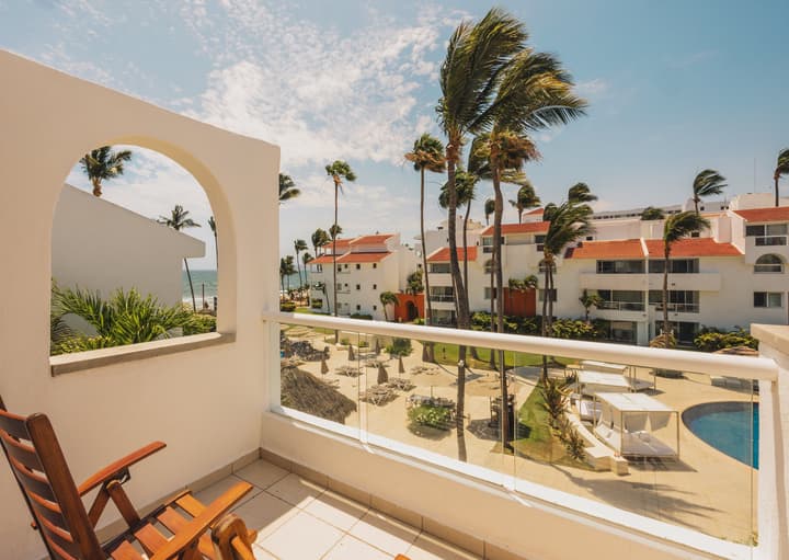 Marival Emotions All-Inclusive Resort by Mercure