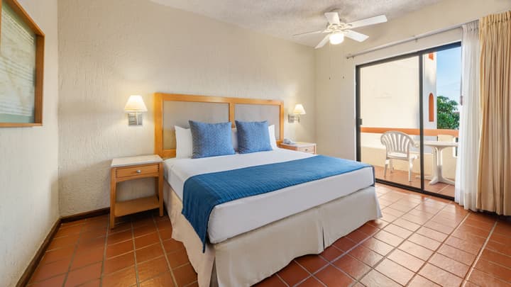 Park Royal Homestay Los Cabos