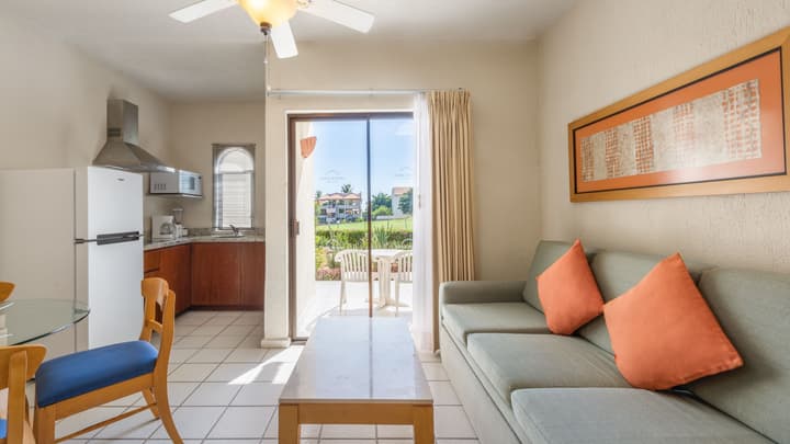 Park Royal Homestay Los Cabos