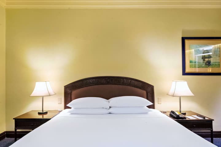 Waterfront Cebu City Hotel & Casino