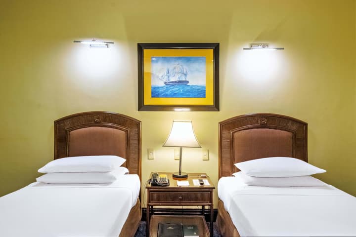 Waterfront Cebu City Hotel & Casino