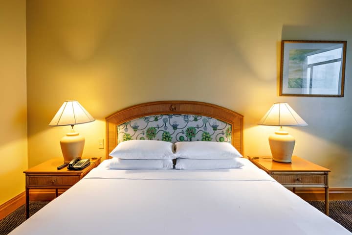 Waterfront Cebu City Hotel & Casino