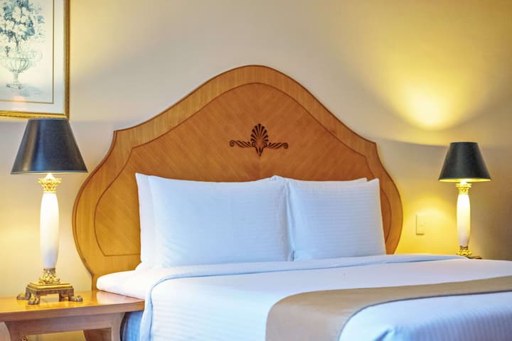 Waterfront Cebu City Hotel & Casino