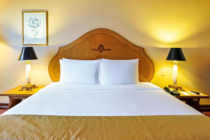 Waterfront Cebu City Hotel & Casino