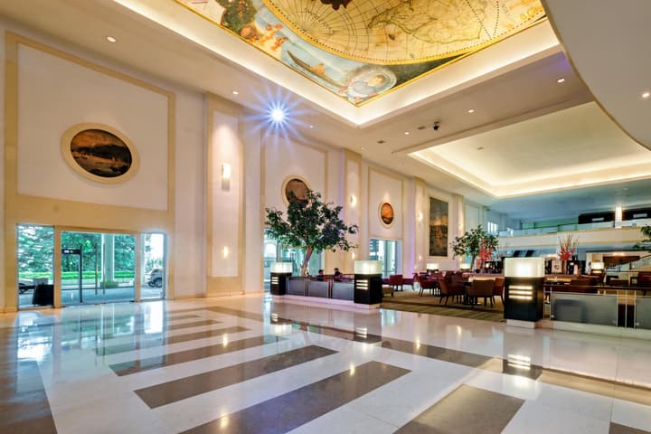 Waterfront Cebu City Hotel & Casino